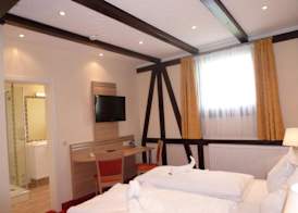 Hotel Altes Weinhaus 5