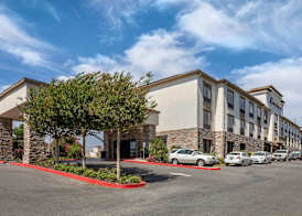 Hampton Inn Norco-Corona-Eastvale 2