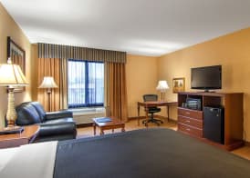 Grand Hotel at Bridgeport 5