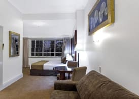 Mercure Maitland Monte Pio 4