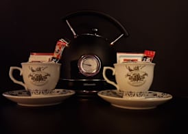 The Mad Hatter's Guestrooms 4