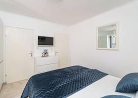 Apartments and Room Lora 5
