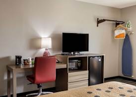 Econo Lodge Inn & Suites Canandaigua - Fingers Lake Area 4