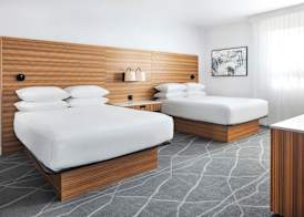 Delta Hotels by Marriott Grande Prairie Airport 5