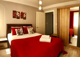 Sirena's Suites 3