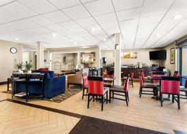 SureStay Plus by Best Western Reading North 4