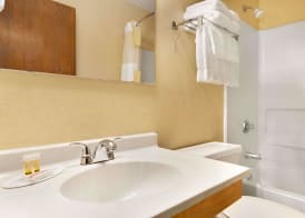 wallaceburg inn 5