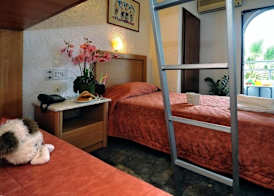 Karteros Hotel 5