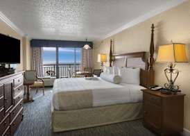 Holiday Pavilion Resort on the Boardwalk 5