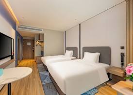 Holiday Inn Express Haimen City Center by IHG 4