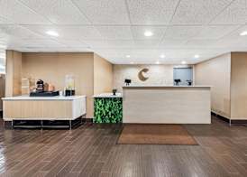 Comfort Inn & Suites Fairborn near Wright Patterson AFB 2