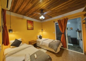 Jungles Edge Hotel, Jiu Jitsu, Muay Thai Retreat Center 3