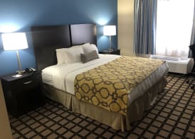 Baymont by Wyndham Latham Albany Airport 3