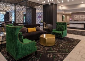 Hampton Inn & Suites Winston-Salem Downtown 4