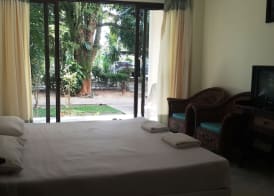 Jinta Hotel Nathon Beach 4