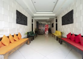 OYO 482 Anika Guest House 4