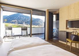 Maraias - Luxury Suites & Apartments 4