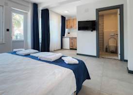 Asilla Hotel 3