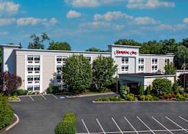 Hampton Inn Danbury 2