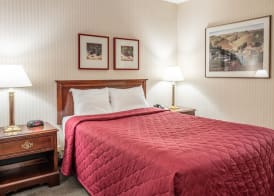 University Place Hotel and Conference Center 4