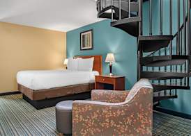 Best Western Plus Traverse City 4