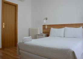 Hostal Nersan2 4
