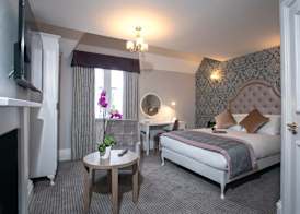 Wroxall Abbey Hotel & Estate 2