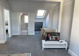 The Croydon Penthouse 3