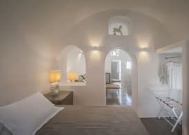 AQUA SERENITY LUXURY SUITES SANTORINI 5