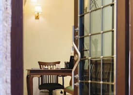 Gloria Suites Old City 4
