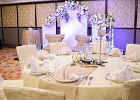 Ramada by Wyndham Manila Central 4