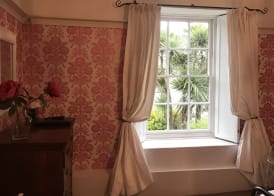 SPRING GARDENS B&B 5