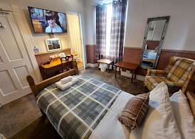 Roy Bridge Hotel 4