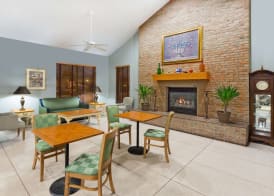 Super 8 by Wyndham Wisconsin Dells 3