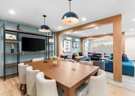 Everhome Suites Lexington - Horse Park 4