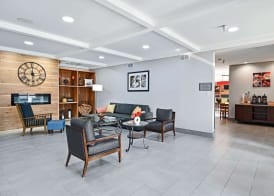 Country Inn & Suites by Radisson, Bloomington-Normal Airport, IL 2
