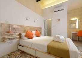 VBL Hostel – Adults only 4
