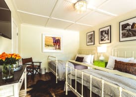 Stables Inn 3