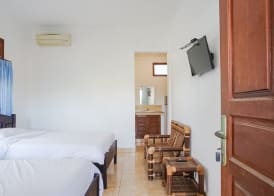 Indopurejoy House - Komala Indah Cottages 4