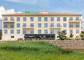 Ibis Styles Miramas 2