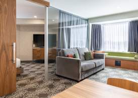 Ômage Hotel, Montreal Laval, a Tribute Portfolio Hotel 5