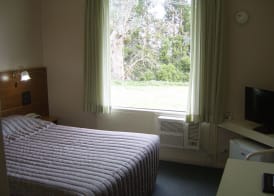 Garden Motor Inn 4