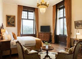 Schloss Lieser, Autograph Collection 4