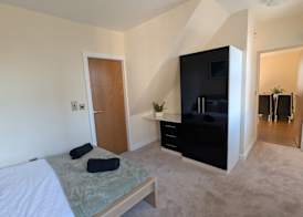 Upperhead Row Apartment 2