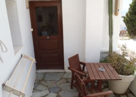 Studios & Suites Rania 2