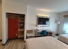Best Western Plus Rose City Conference Center Inn 5