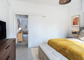 Elegant City Central Suite 3