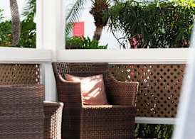 The Sunshine Hotel and Suites 3