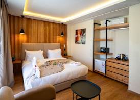Unico Hotel Maarif 5