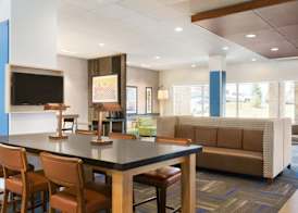Holiday Inn Express & Suites CINCINNATI NE - REDBANK ROAD by IHG 3